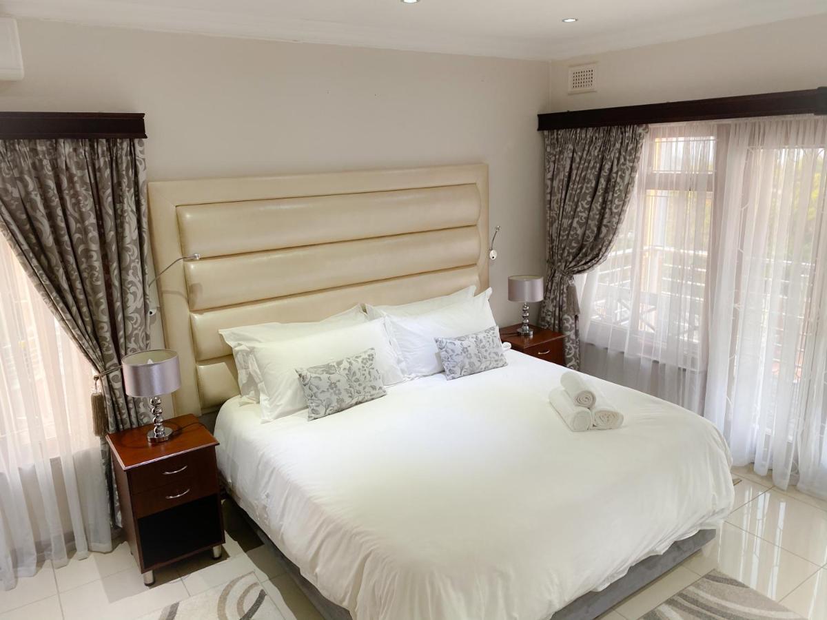 The Meritus Guest House 웨스트빌 외부 사진